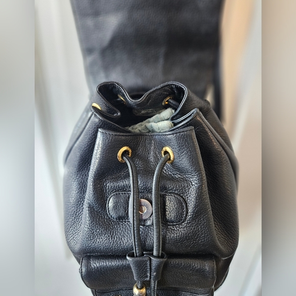 MCM Black Leather Backpack - Picture 2 of 12